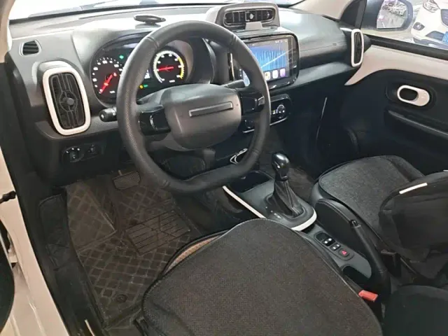 Roewe Clever — Фото автомобиля 9