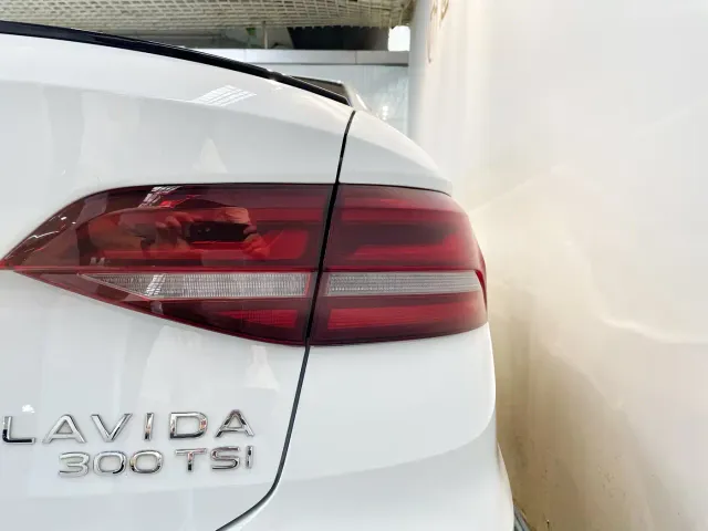 Volkswagen Lavida — Фото автомобиля 8