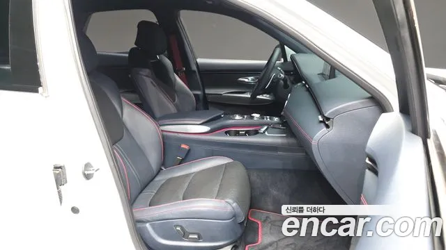 Genesis GV70 2.5T Бензин 2WD — Фото автомобиля 11