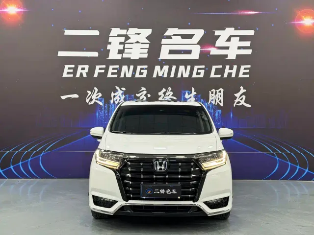Honda Elysion — Фото автомобиля 2