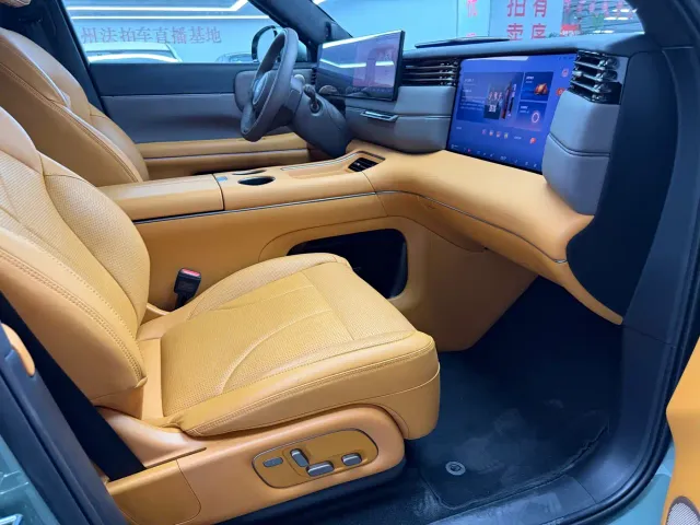 IM Motors LS8 — Фото автомобиля 9