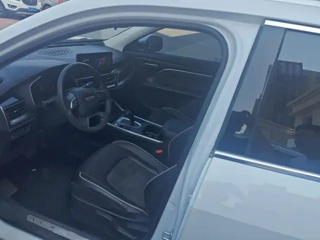 Haval H6 — Фото автомобиля 9
