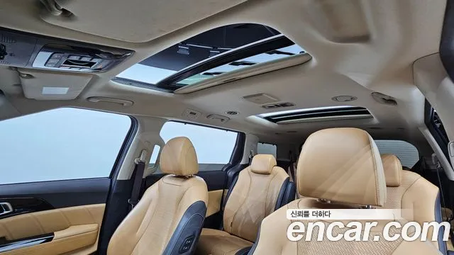 Kia Canival Carnival 4 поколение Дизель 9 мест Signature — Фото автомобиля 17