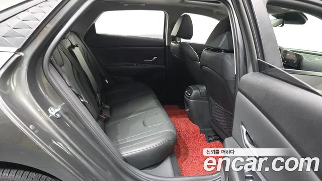Hyundai Avante CN7 — Фото автомобиля 12