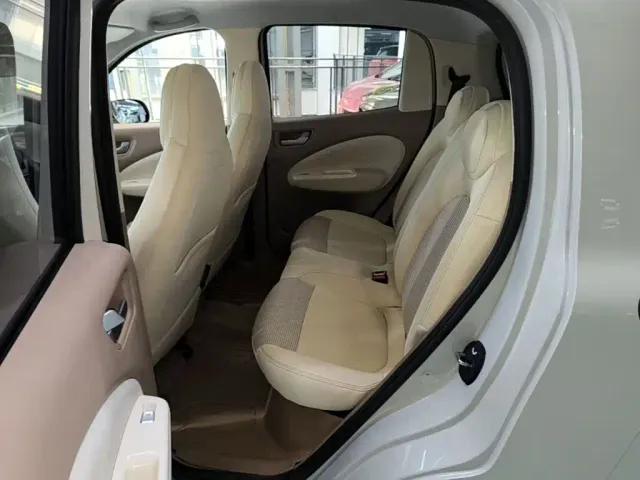 Wuling Hongguang Mini EV — Фото автомобиля 16