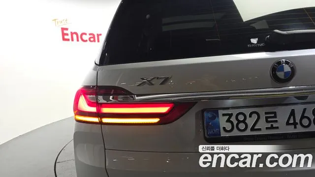 BMW X7 — Фото автомобиля 19