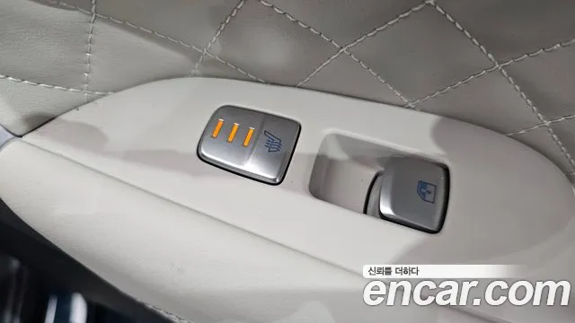 Genesis G70 — Фото автомобиля 29