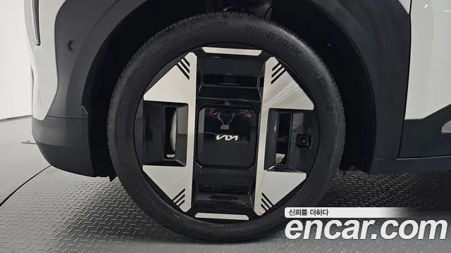 Kia EV3 — Фото автомобиля 5