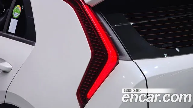 Kia Niro Niro (New) — Фото автомобиля 23