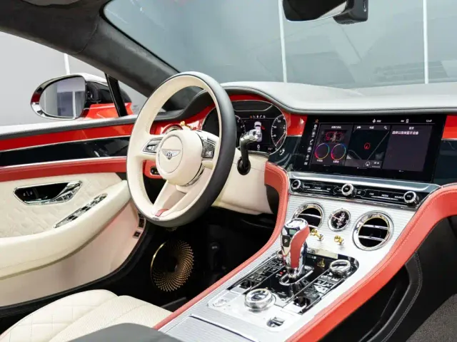 Bentley Continental — Фото автомобиля 17