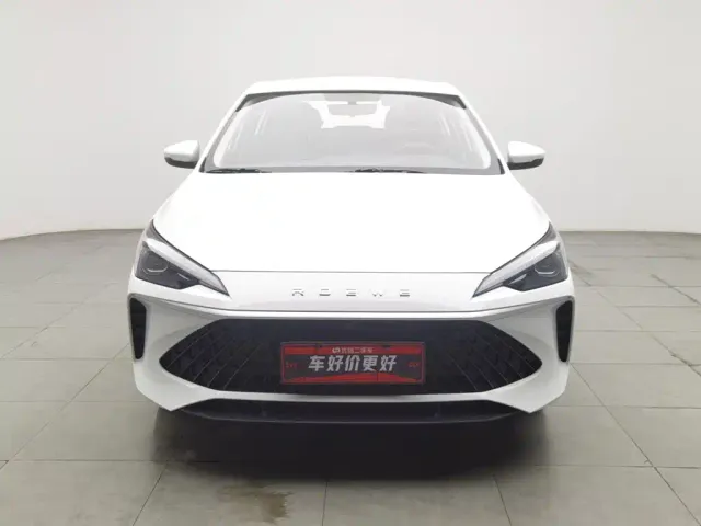 Roewe i5 — Фото автомобиля 3