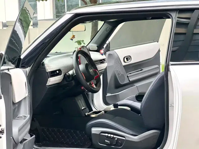 MINI Hatch — Фото автомобиля 11