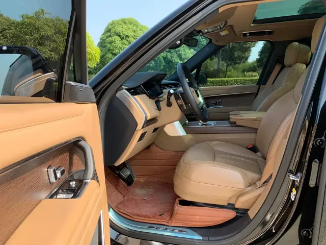 Land Rover Range Rover — Фото автомобиля 7