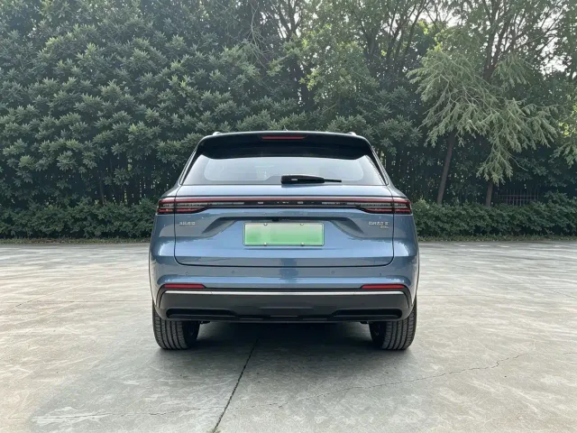 Geely Galaxy Starship 7 EM-i — Фото автомобиля 6