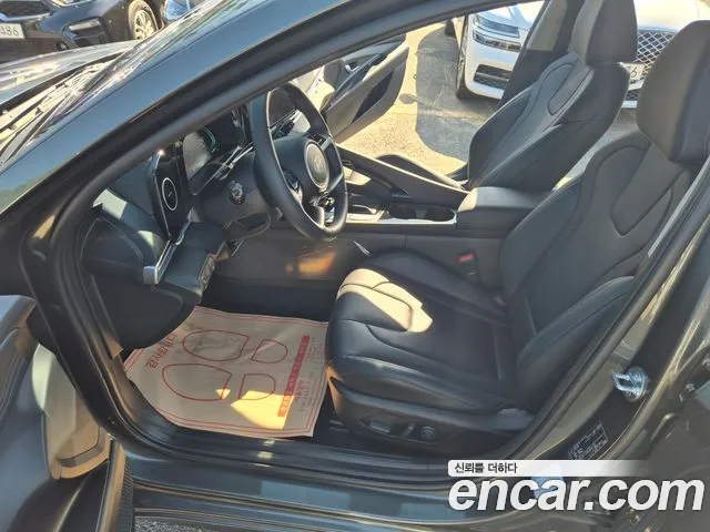 Hyundai Avante CN7 — Фото автомобиля 9