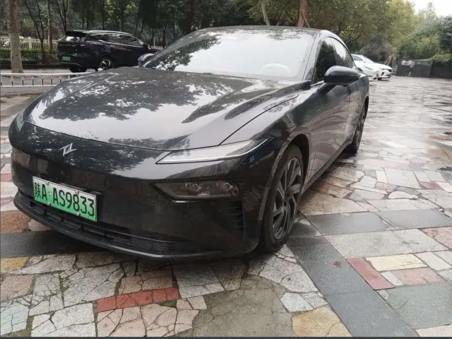 Фотография автомобиля — Dongfeng eπ 007