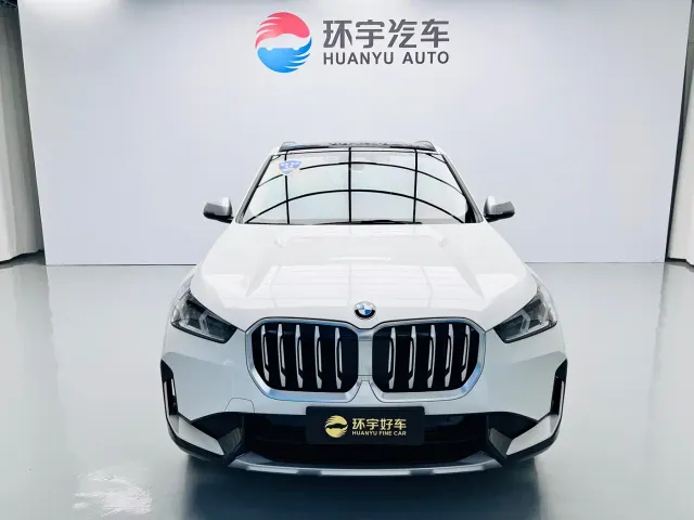 BMW X1 — Фото автомобиля 2