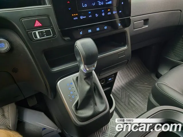Hyundai Staria — Фото автомобиля 9