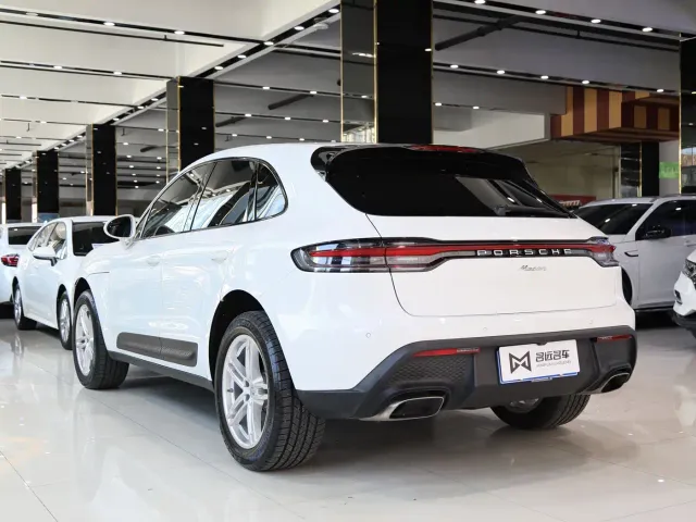 Porsche Macan — Фото автомобиля 21