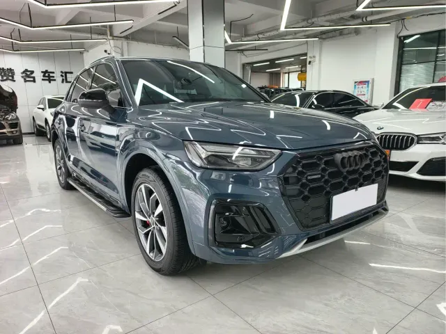 Audi Q5L — Фото автомобиля 4