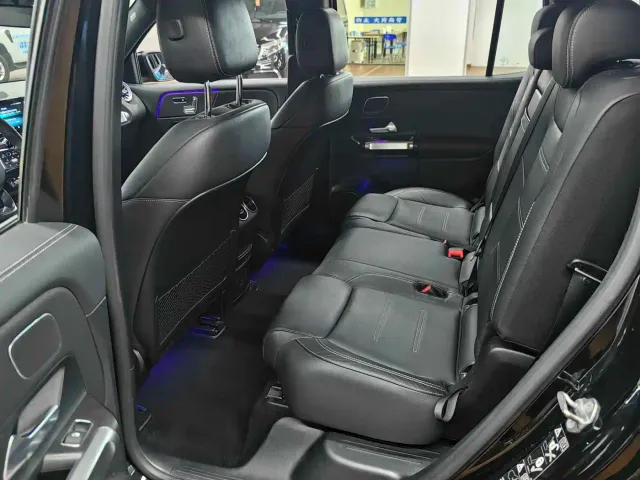 Mercedes-Benz EQB — Фото автомобиля 11