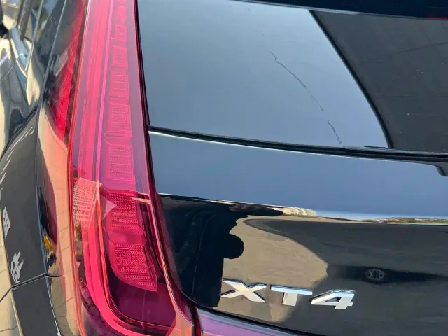 Cadillac XT4 — Фото автомобиля 18