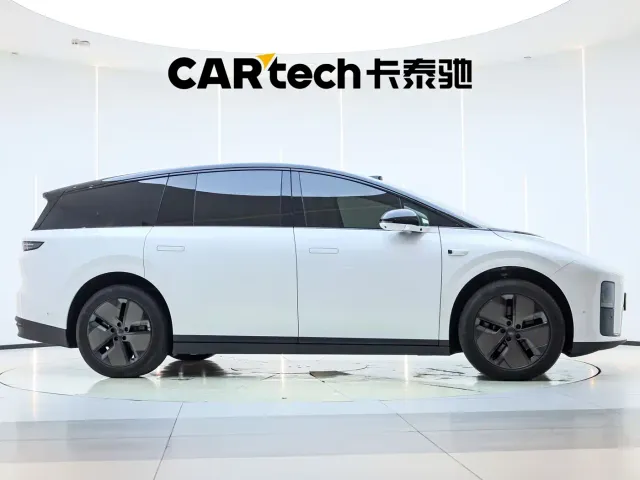 Li Auto Li i8 2025 Standard Edition — Фото автомобиля 7