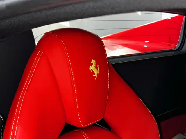 Ferrari F8 — Фото автомобиля 14