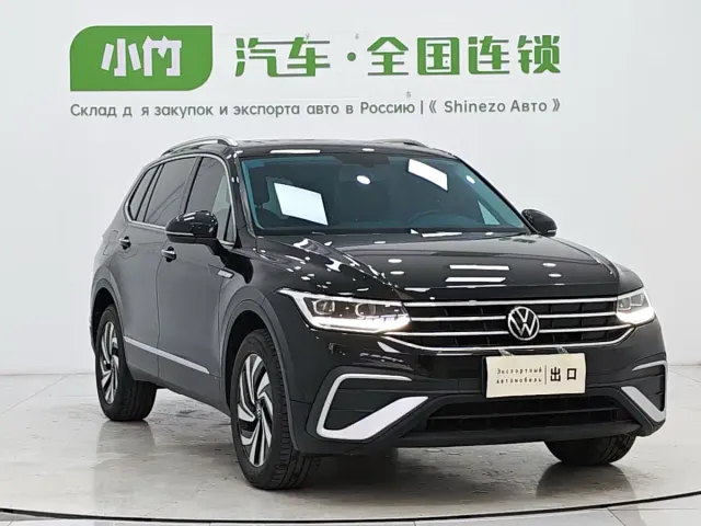 Volkswagen Tiguan L — Фото автомобиля 3