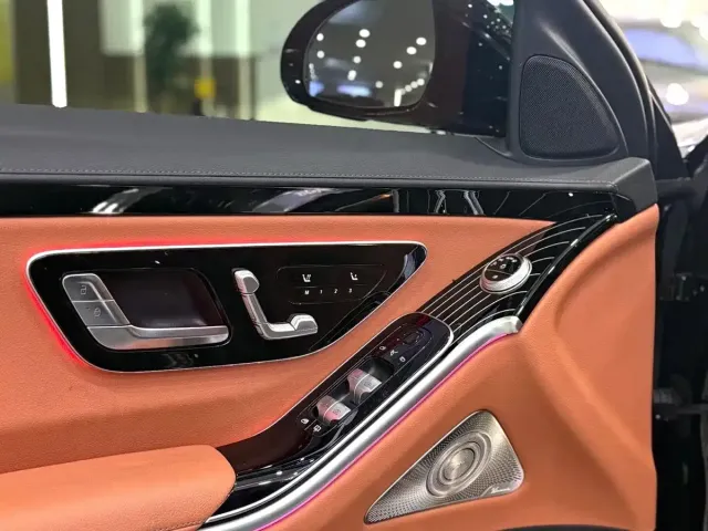 Mercedes-Benz S-Class — Фото автомобиля 9
