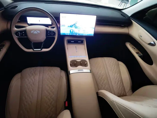 Chery Fengyun T7 — Фото автомобиля 9