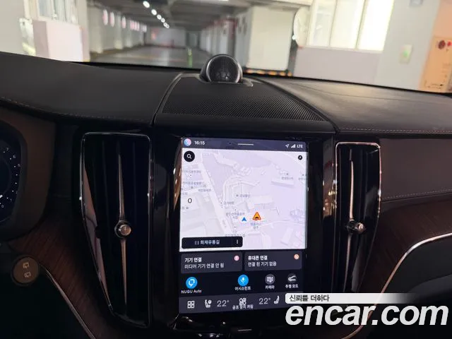 Volvo XC60 Generation 2 — Фото автомобиля 17