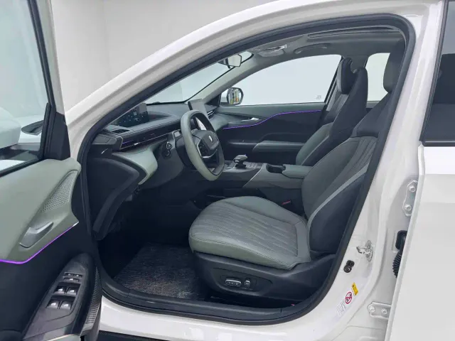 Changan Lamore — Фото автомобиля 4