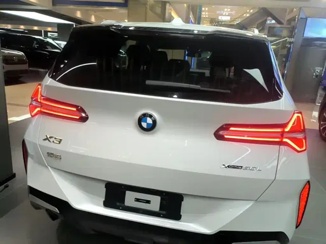 BMW X3 — Фото автомобиля 5