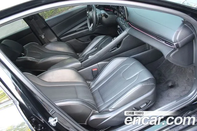 Hyundai Avante CN7 — Фото автомобиля 17