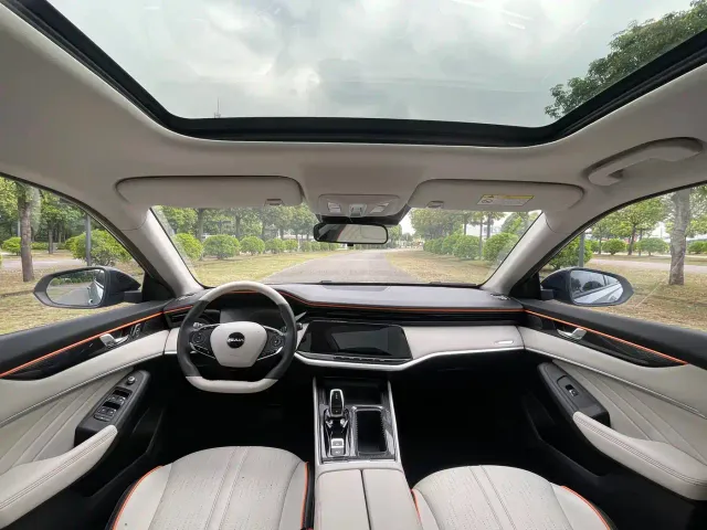 Dongfeng Yixuan MAX — Фото автомобиля 5