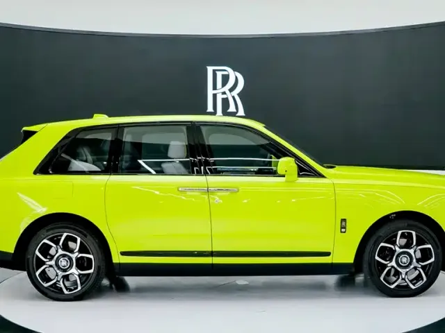 Rolls-Royce Cullinan — Фото автомобиля 8
