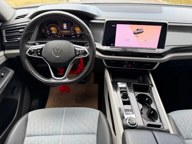 Volkswagen Teramont — Фото автомобиля 12