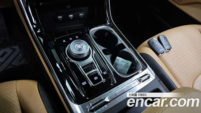 Kia Canival Carnival 4 поколение Дизель 9 мест Signature — Фото автомобиля 9
