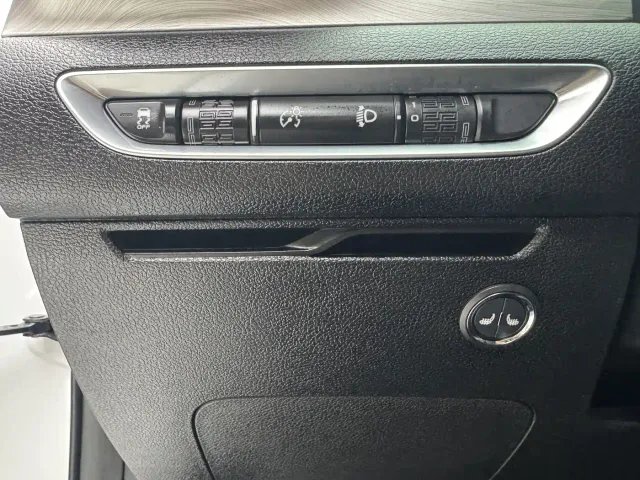 Geely Binyue — Фото автомобиля 17