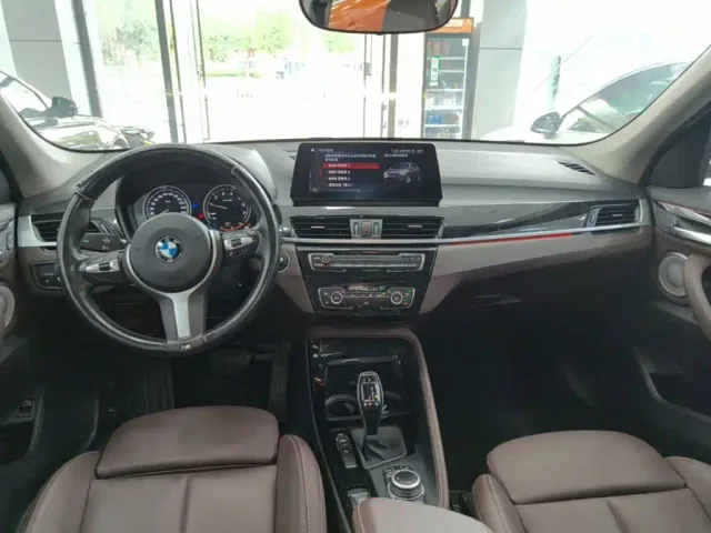 BMW X1 — Фото автомобиля 9