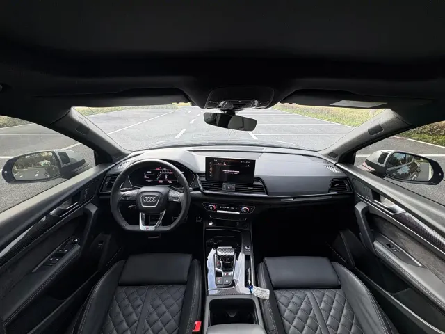 Audi SQ5 — Фото автомобиля 15