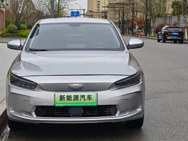 Geely Geometry A — Фото автомобиля 2