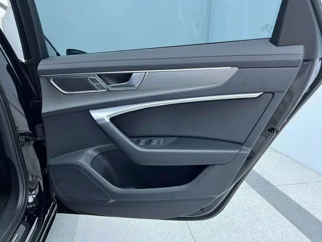 Audi A6L — Фото автомобиля 9