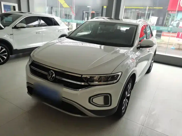 Фотография автомобиля — Volkswagen T-Roc