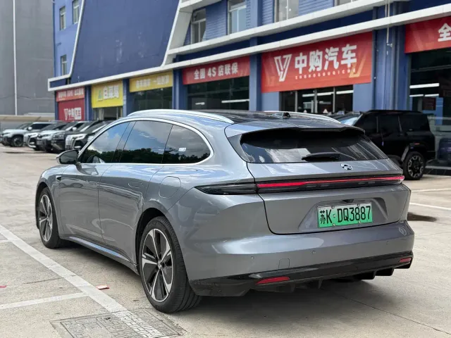 Nio ET5 Touring — Фото автомобиля 15