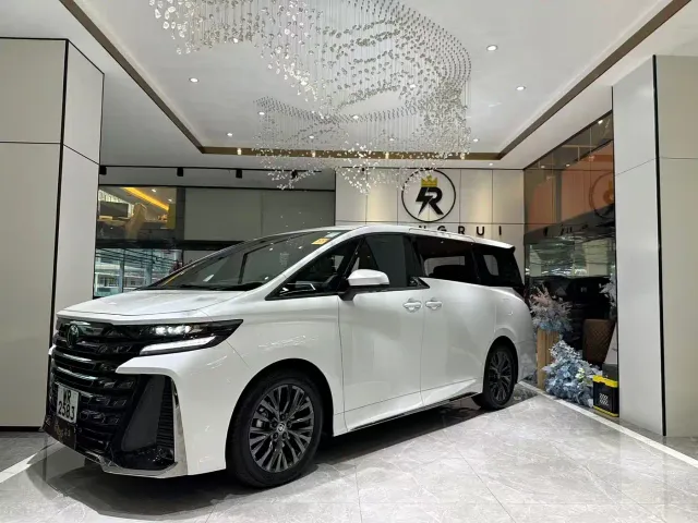 Фотография автомобиля — Toyota Vellfire