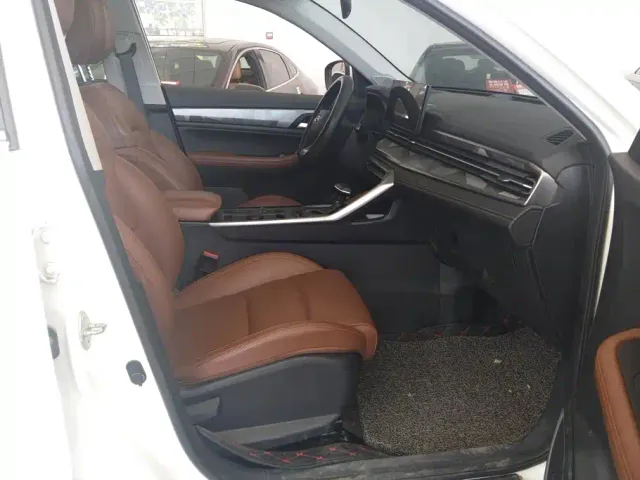 Geely Vision X6 — Фото автомобиля 8