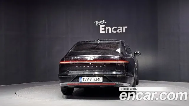 Hyundai Grandeur GN7 — Фото автомобиля 4