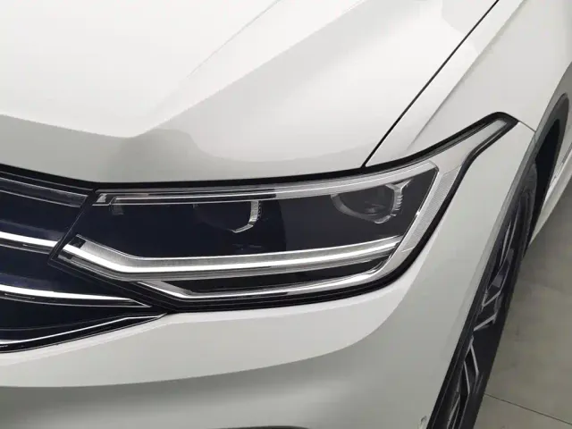 Volkswagen Tiguan L — Фото автомобиля 7